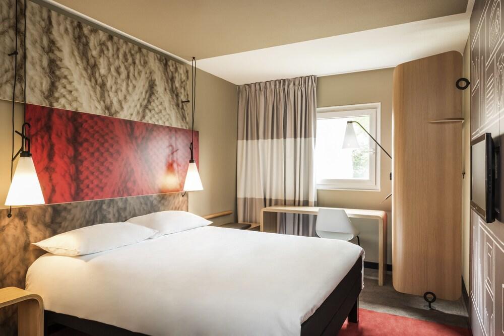 Hotel Ibis Rennes Centre Gare Sud Exterior foto
