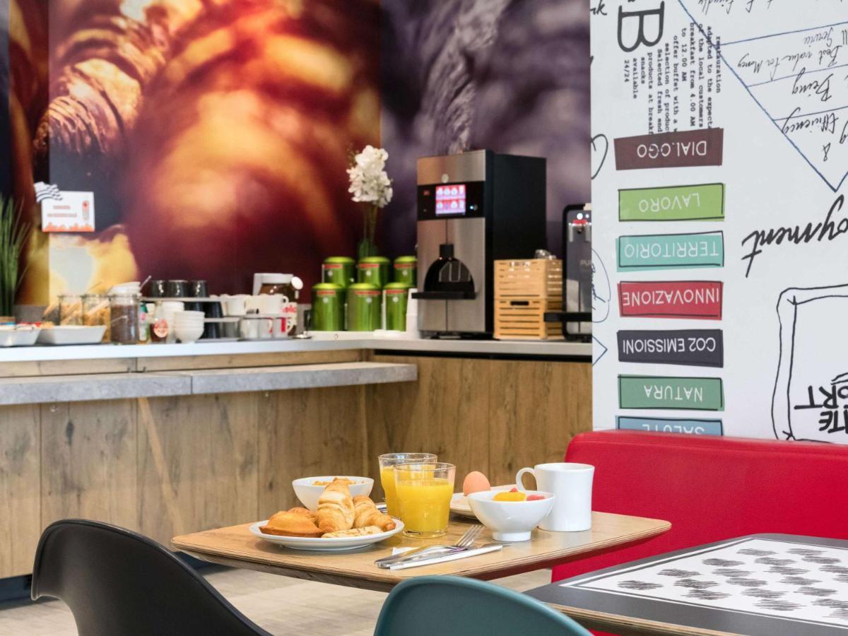 Hotel Ibis Rennes Centre Gare Sud Exterior foto